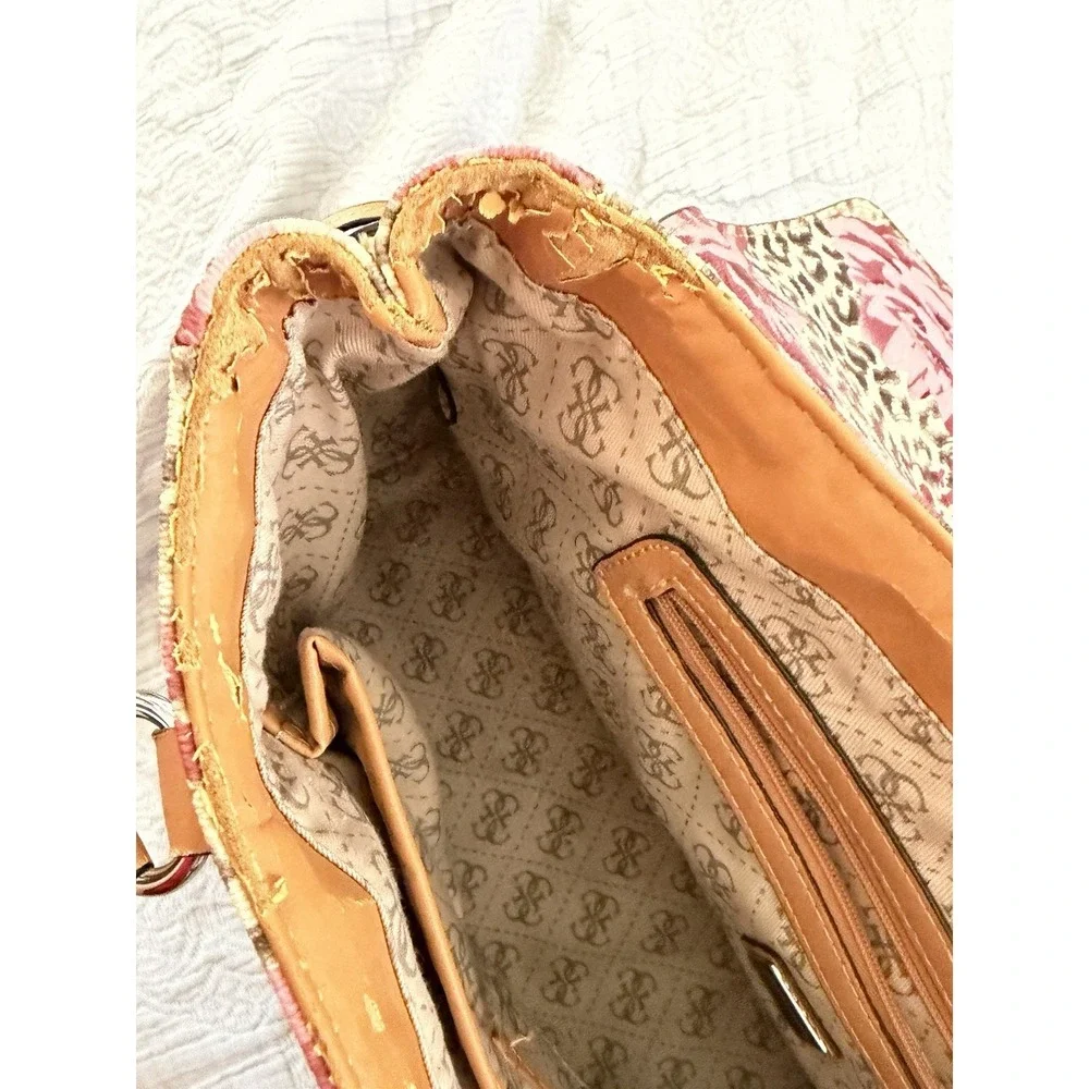 Guess Shoulder Bag Pink Rose Logo Print O-Ring Faux 2000s Y2K Indie Sleeze READ